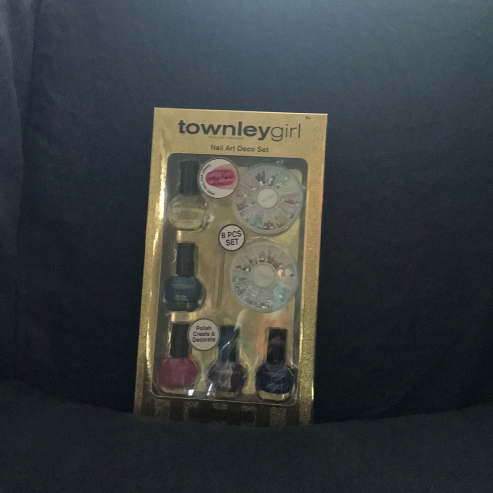 Townley girl nail Art Deco set